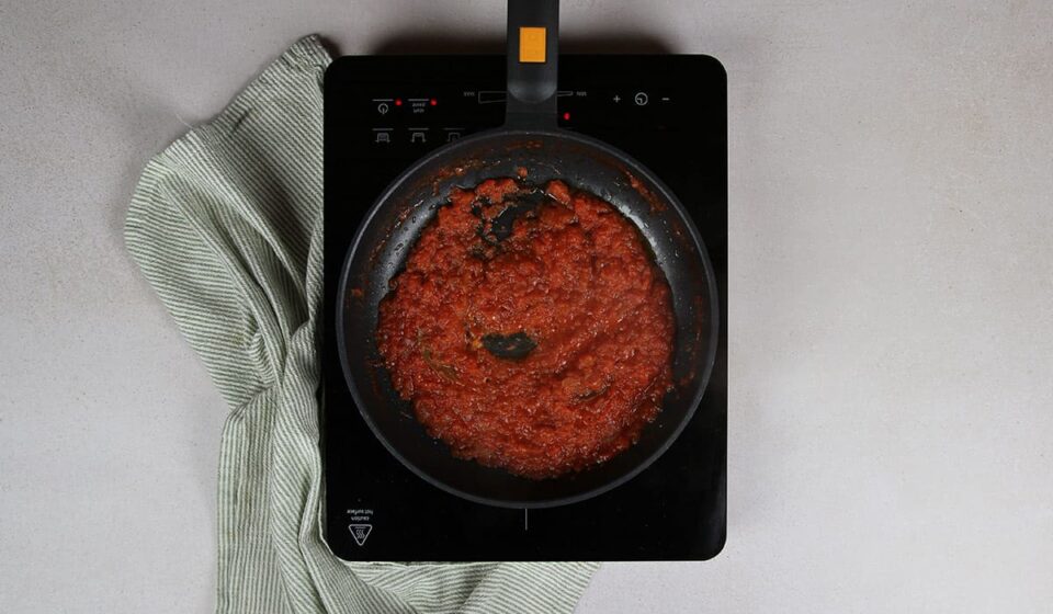 Preparación salsa tomate