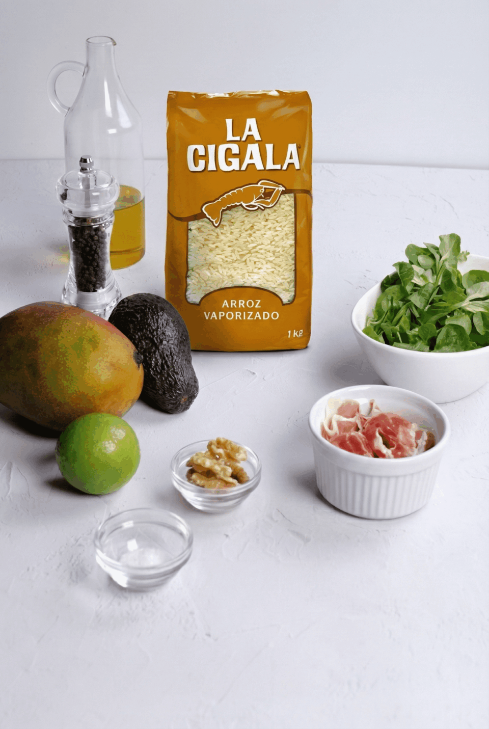 Ingredientes ensalada con arroz cigala