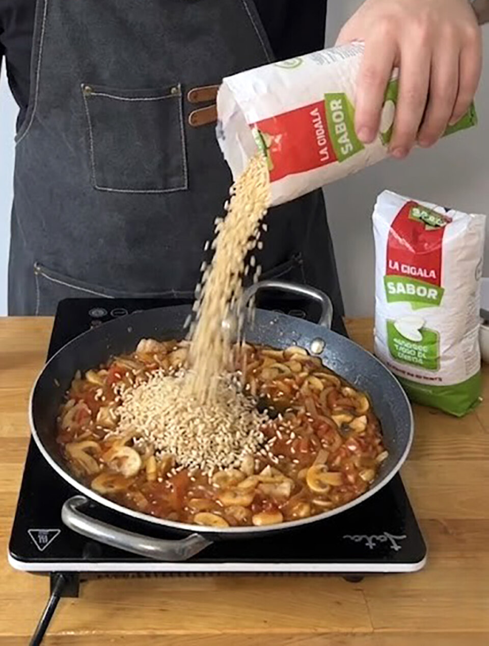 añadir arroz de secreto ibérico