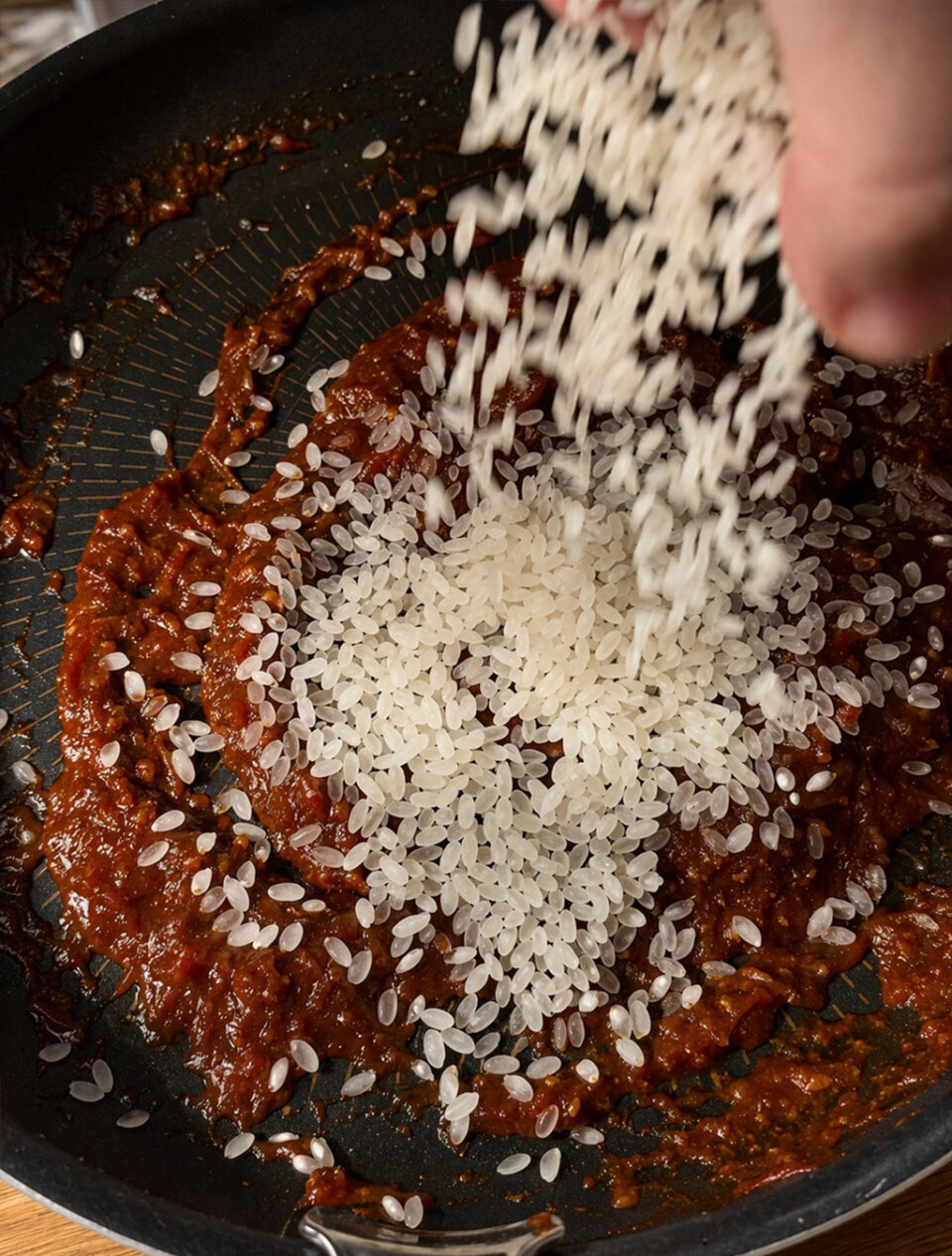 nacarar el arroz para arroz con tartar de gamba