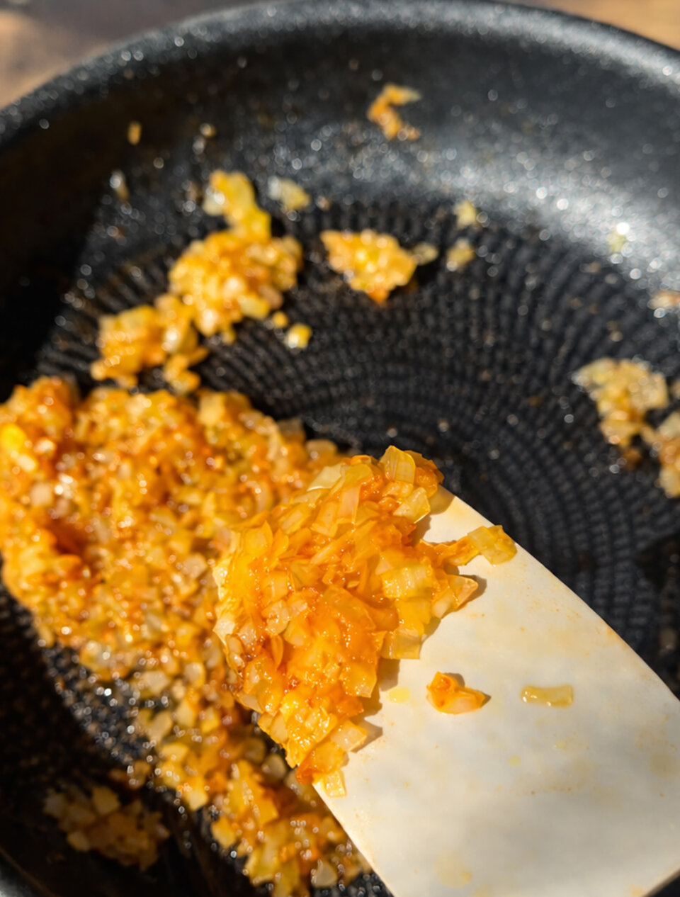 sofrito para arroz de verduras con butifarra