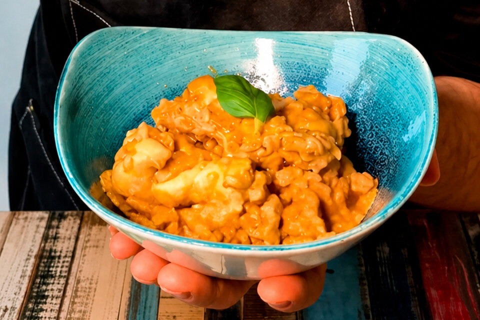 Arroz meloso de pollo al ajillo