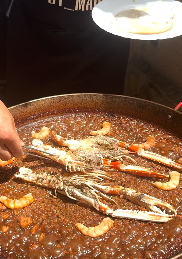 añadir cigalas para arroz de marisco